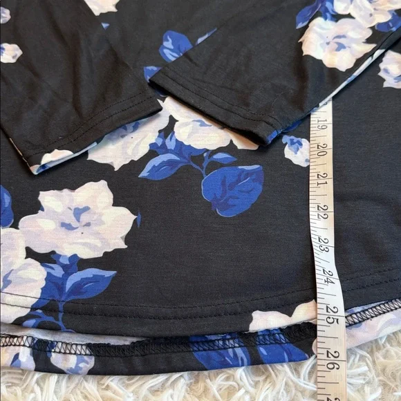 Loveu.Dear Size Medium Floral Long Sleeve Top New - Picture 10 of 10